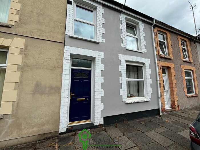 3 Bedroom Terraced House To Rent In Cross Street Abercynon, Mountain Ash, CF45