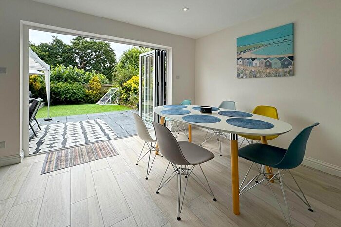 4 Bedroom Detached House For Sale In Clarendon Park, Lymington, Hampshire, SO41