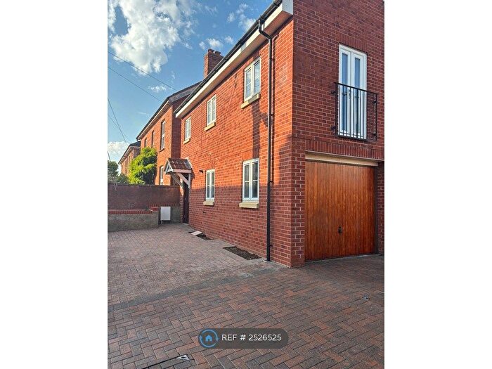 2 Bedroom Detached House To Rent In Alexandra Mews, North Petherton, Bridgwater, TA6