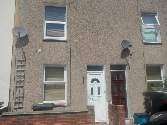 2 Bedroom Terraced House To Rent In Alma Place, Thornton Heath, CR7