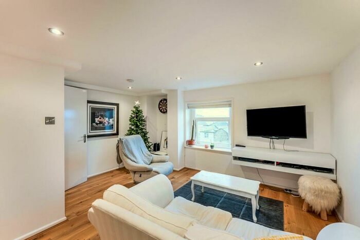 2 Bedroom Apartment To Rent In High Street, Bognor Regis, PO21