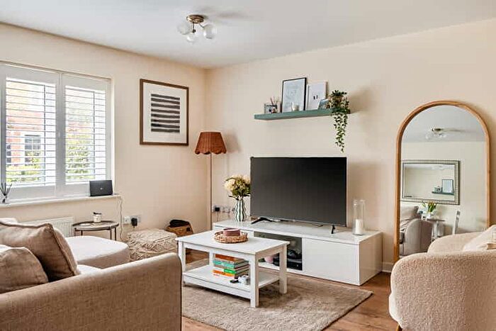 2 Bedroom Flat For Sale In Leddrede House, Leatherhead, Surrey, KT22