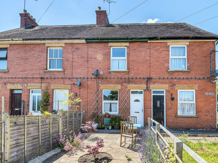 Houses for sale & to rent in DT9 5RB, Brookside, Milborne Port Sherborne