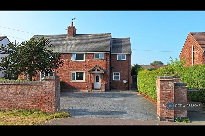 4 Bedroom Semi-Detached House To Rent In Weaverham, Northwich, CW8