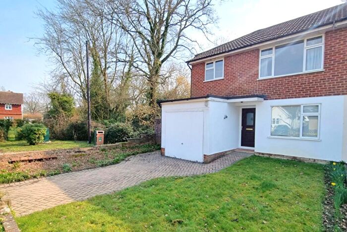 3 Bedroom Semi-Detached House For Sale In Silverlea Gardens, Horley, Surrey, RH6