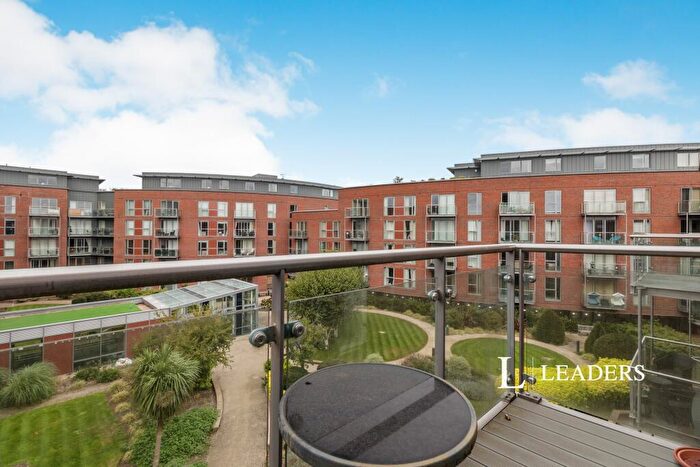 2 Bedroom Apartment To Rent In The Heart, Walton, KT12