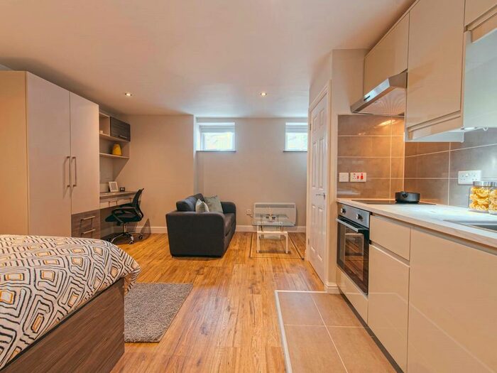 Studio To Rent In Blackfriars Road, Manchester, Greater Manchester, M3