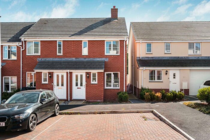 2 Bedroom End Of Terrace House For Sale In Sovereign Road, Newton Abbot, TQ12