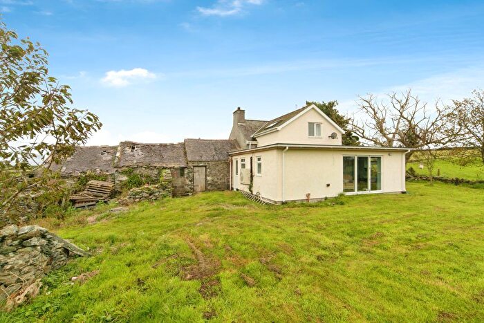 3 Bedroom Detached House For Sale In Bryniau Duon, Llanfechell, Amlwch, LL68