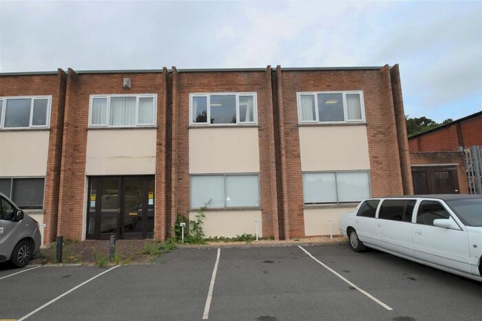 Parking/garage To Rent In Reception Office Suite - Office, Woodward Road, Howden Industrial Est, Tiverton, Devon, EX16