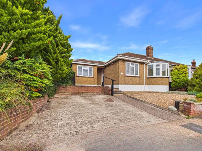 3 Bedroom Bungalow For Sale In Shepherds Way, Chesham, Buckinghamshire, HP5