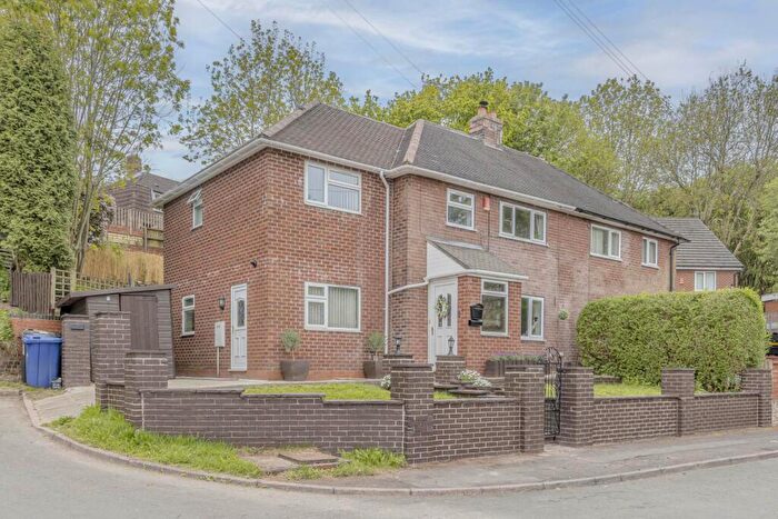 4 Bedroom Semi-Detached House For Sale In Droitwich Close, Silverdale, ST5