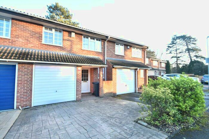 3 Bedroom Terraced House To Rent In Monycrower Drive, Maidenhead, Berkshire, SL6