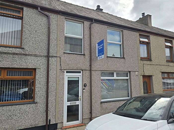 3 Bedroom Terraced House For Sale In Chapel Street, Penygroes, Caernarfon, Gwynedd, LL54