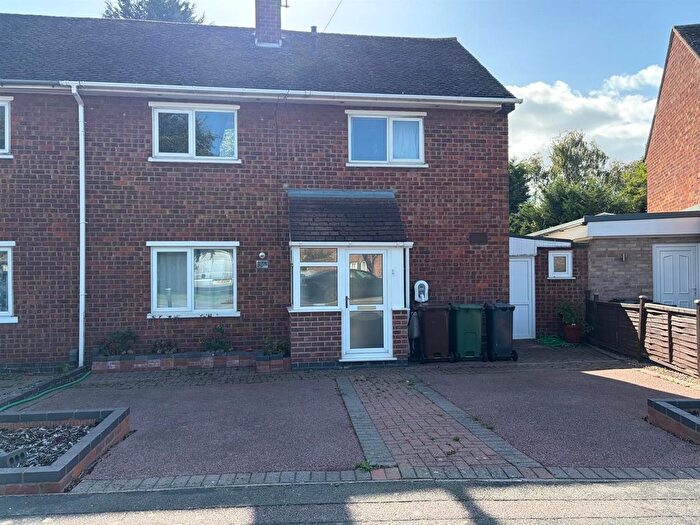 3 Bedroom Semi-Detached House To Rent In Burns Road, Loughborough, LE11