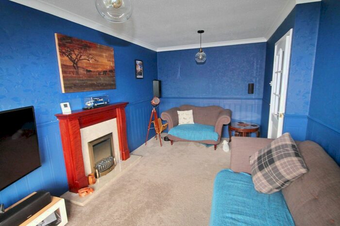 2 Bedroom Bungalow For Sale In Abberley, Wilnecote, Tamworth, Staffordshire B77