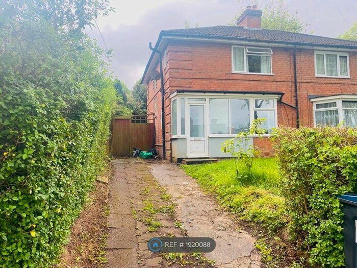 3 Bedroom Semi-Detached House To Rent In Cheverton Road, Birmingham, B31