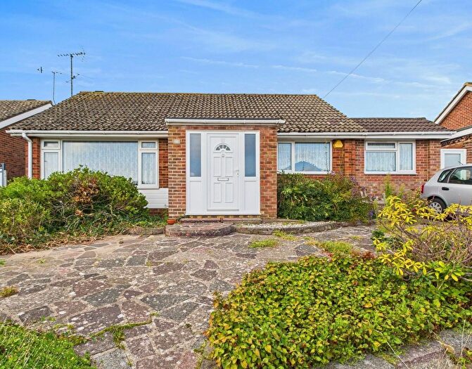 2 Bedroom Bungalow For Sale In Clyde Road, Worthing, BN13