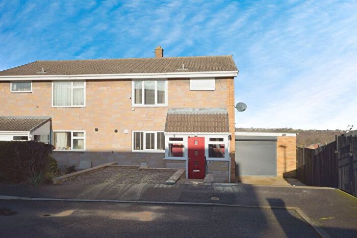 3 Bedroom Semi Detached House For Sale In Wilthorpe Farm Road, Barnsley, S75