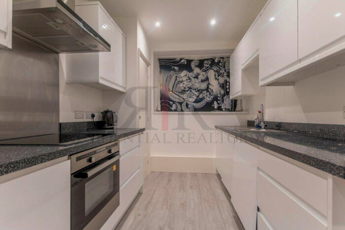 2 Bedroom Apartment To Rent In Ferraro House, Walworth Road, London, SE17