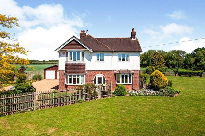 4 Bedroom Detached House For Sale In Badsell Road, Five Oak Green, Tonbridge, Kent, TN12