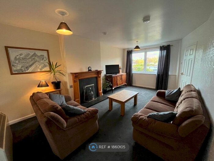 2 Bedroom Terraced House To Rent In Ruthven Road, Inverness, IV2