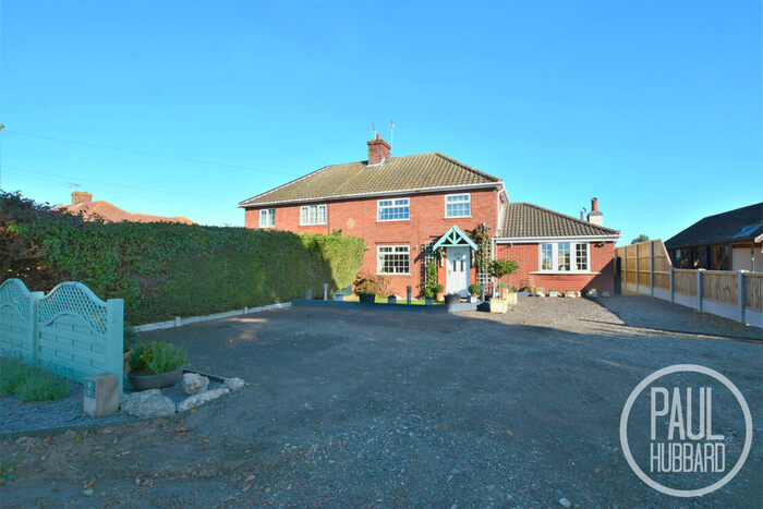 2 Bedroom Semi-Detached House For Sale In Blanks Close, Mautby, Great Yarmouth, NR29