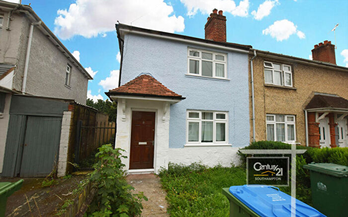 3 Bedroom End Of Terrace House To Rent In |Ref: |, Sycamore Road, Southampton, SO16