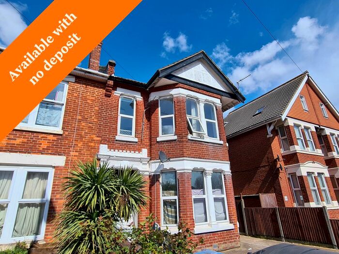 Studio To Rent In Howard Road, Shirley, Southampton, SO15