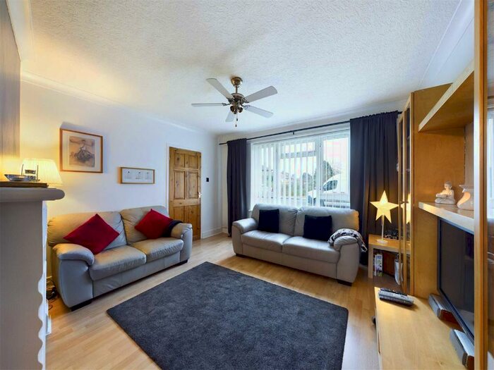 3 Bedroom Semi Detached House For Sale In Frizlands Lane, Dagenham, RM10