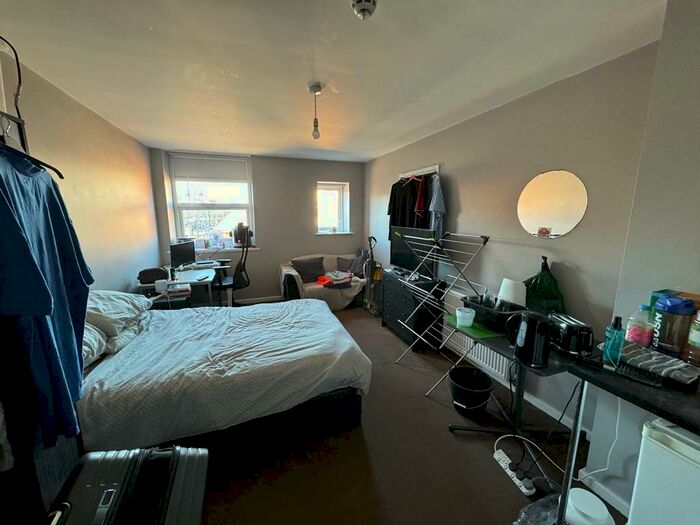 Studio To Rent In Marsh Street, Wombwell, S73