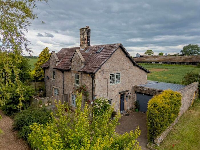 4 Bedroom Equestrian Facility For Sale In Dalton Gates, North Cowton, Northallerton, DL7