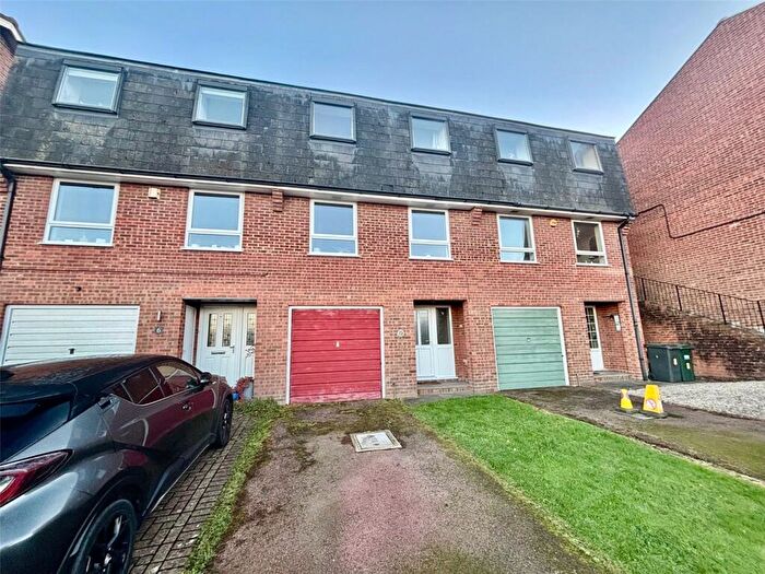 3 Bedroom Terraced House To Rent In Downside Close, Eastbourne, East Sussex, BN20