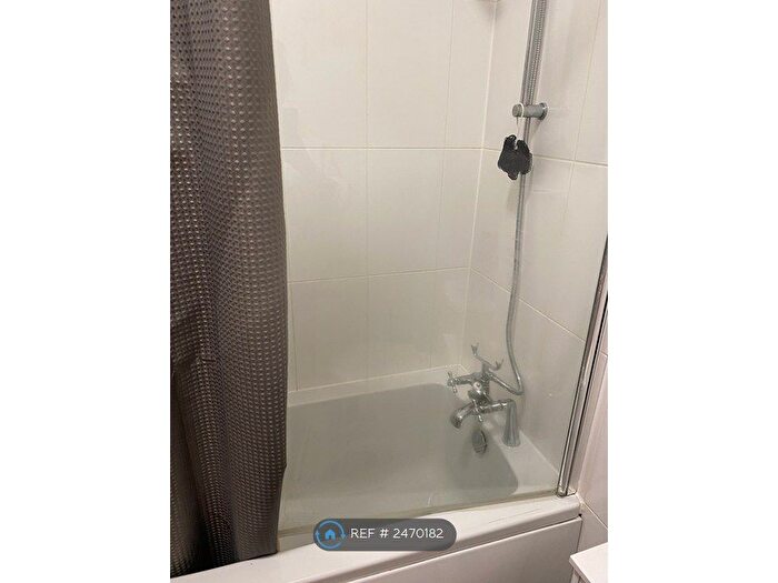 1 Bedroom Flat To Rent In Tregonwell Road, Bournemouth, BH2