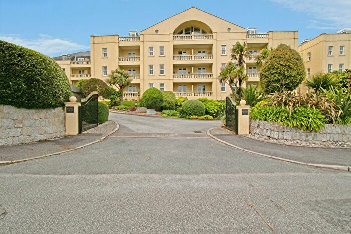 2 Bedroom Flat For Sale In Sea View Road, Falmouth, Cornwall, TR11