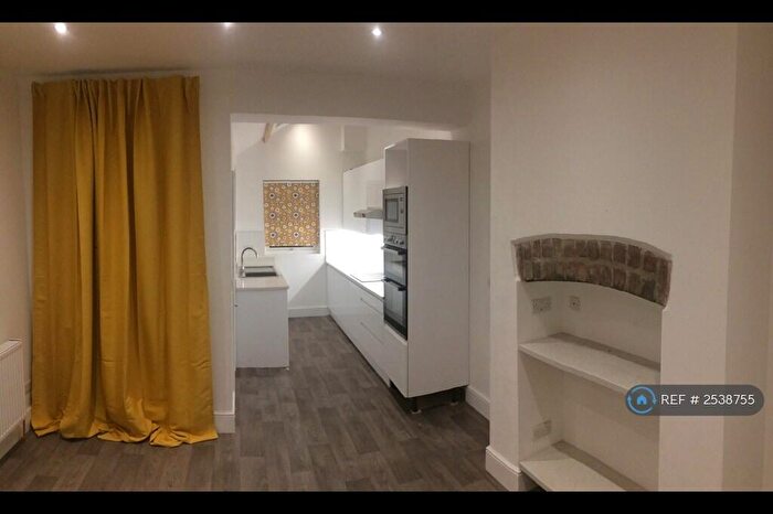 4 Bedroom Terraced House To Rent In Ranby Road, Sheffield, S11