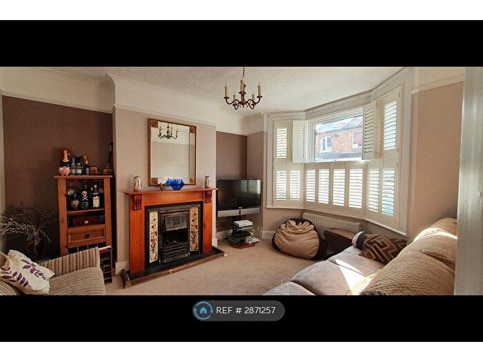 4 Bedroom Terraced House To Rent In Puller Road, Barnet, EN5