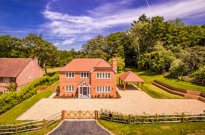 5 Bedroom Detached House For Sale In Redwood, Burnt Hill, RG18