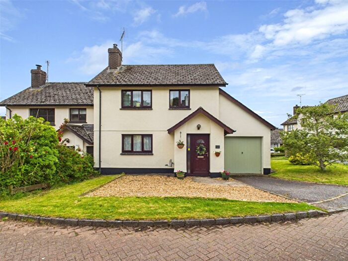 3 Bedroom Semi-Detached House For Sale In Hatherleigh, Okehampton, EX20