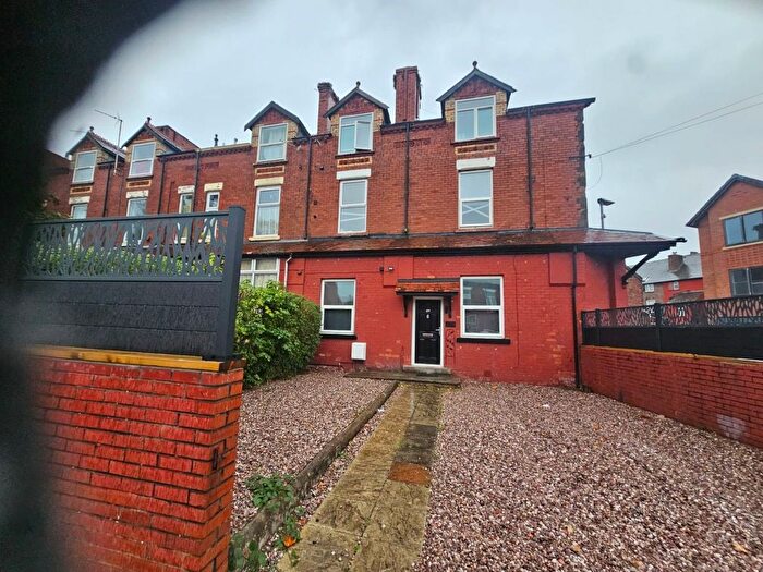 2 Bedroom Flat To Rent In Birch Lane, Longsight, Manchester, M13