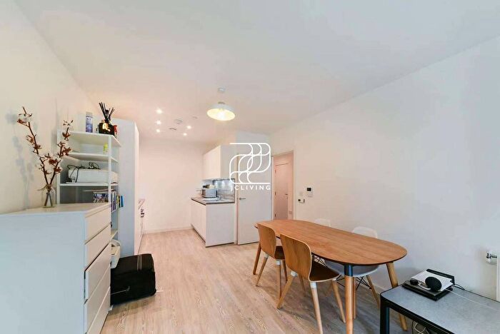 1 Bedroom Flat To Rent In Shipbuilding Way, London, E13