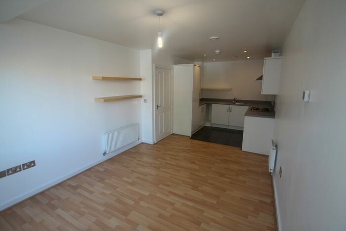 1 Bedroom Flat To Rent In London Road, Thornton Heath, London, CR7