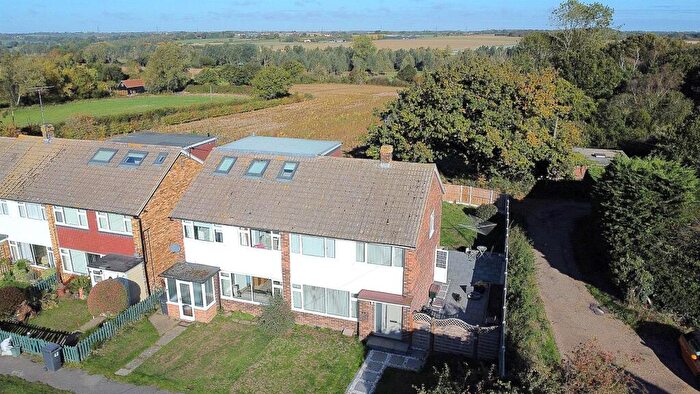 3 Bedroom Semi-Detached House For Sale In Spring Close, Little Baddow, CM3