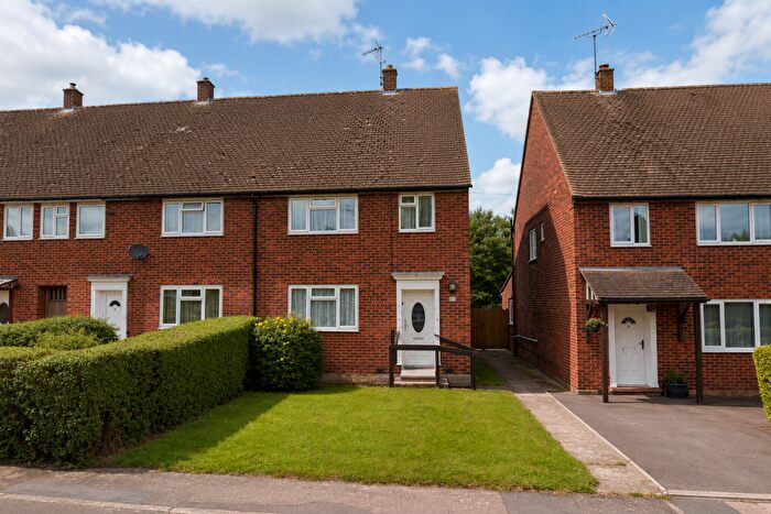 4 Bedroom House To Rent In Mayors Croft, Coventry, CV4