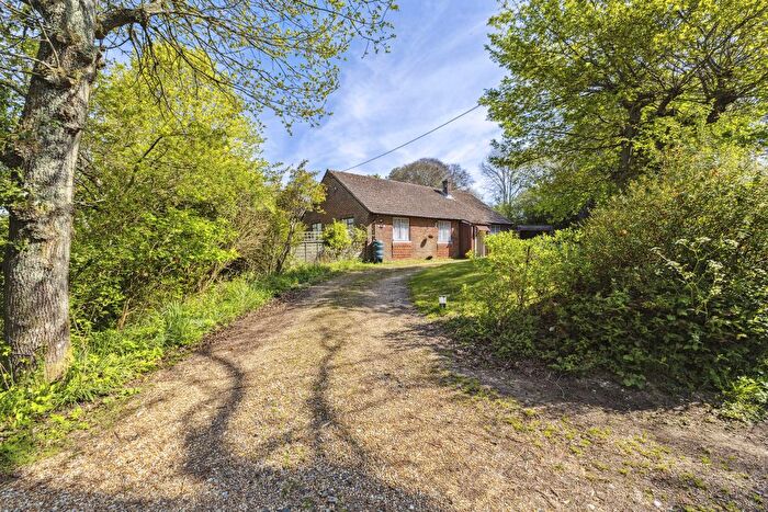 3 Bedroom Detached Bungalow For Sale In Homestead Road, Medstead, GU34
