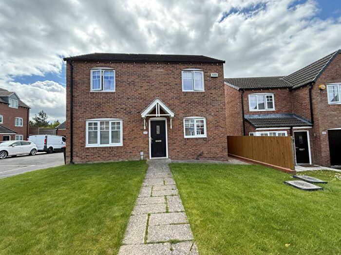 3 Bedroom Detached House For Sale In Lord Close, Middlesbrough, TS5