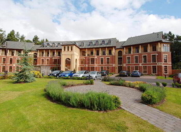 2 Bedroom Apartment / Flats For Sale In D Malone Valley Park, Belfast, BT9