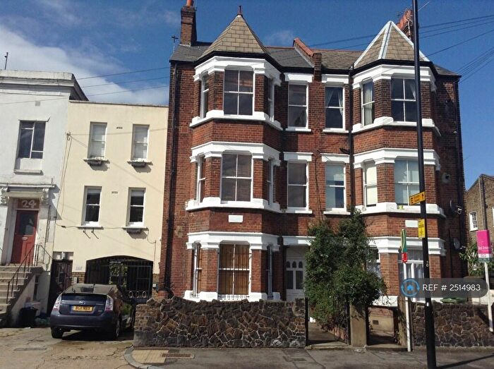 4 Bedroom Maisonette To Rent In Englefield Road, London, N1