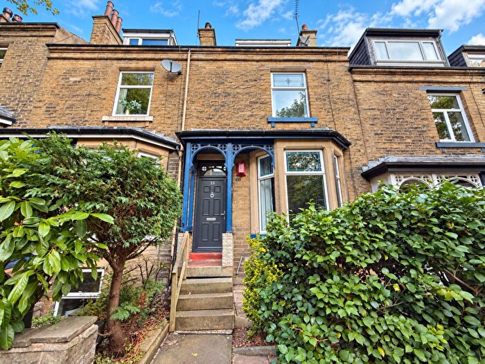 4 Bedroom Terraced House For Sale In Birklands Road, Shipley, BD18