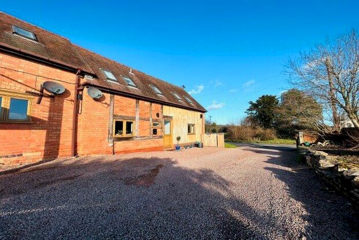 2 Bedroom Barn Conversion To Rent In Shelfield, Alcester, B49